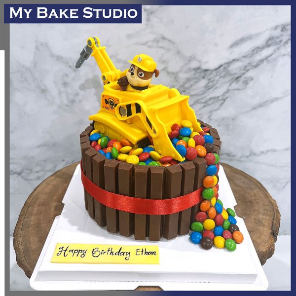 Dog Builder Cake