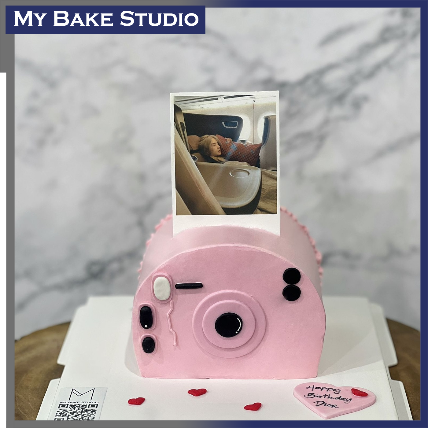 1164 Insta Cam Cake