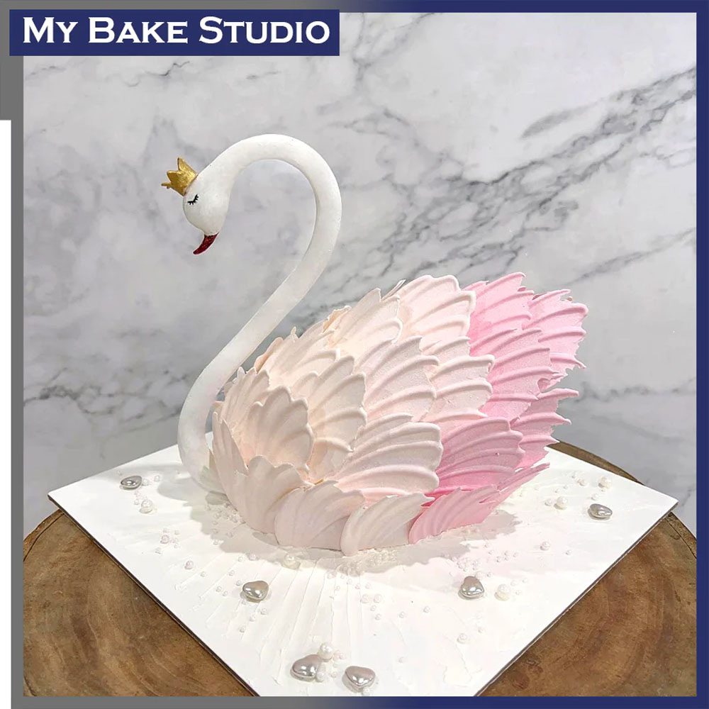 3D Swan Cake-img2