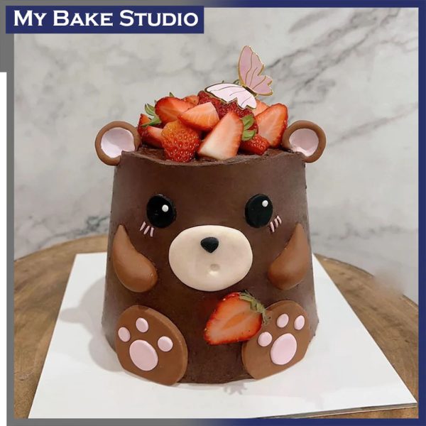 Fruity Bear Cake