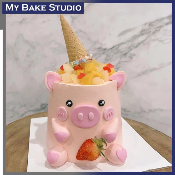 Fruity Piggy Cake