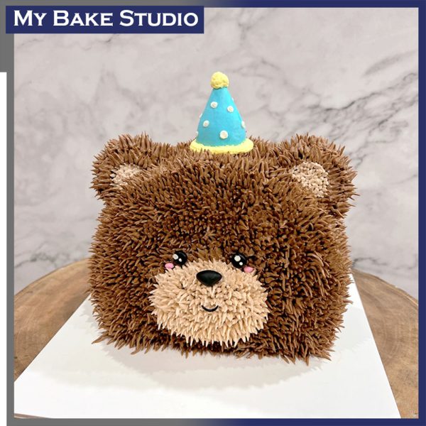 Little Party Bear Cake