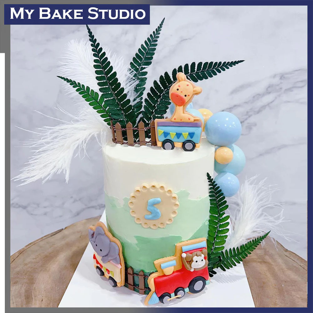 Safari Train Cake-img1
