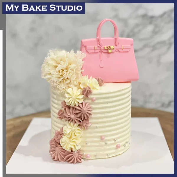 4'' Lady Bag Cake