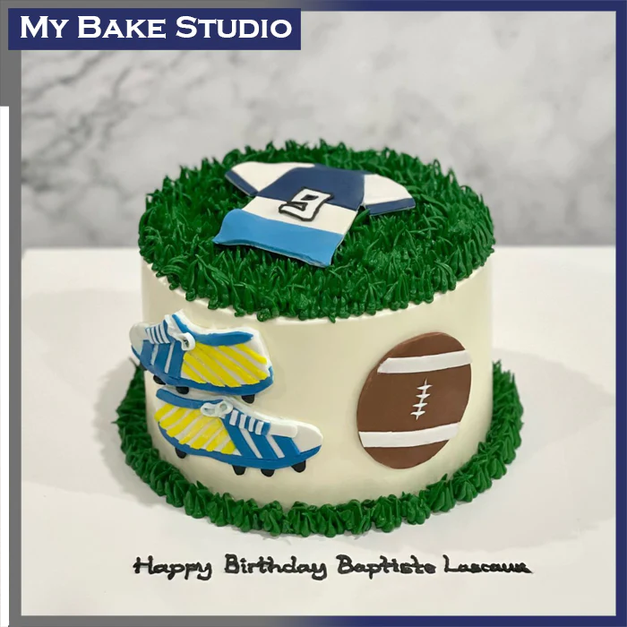 638Footballcake_1024x1024