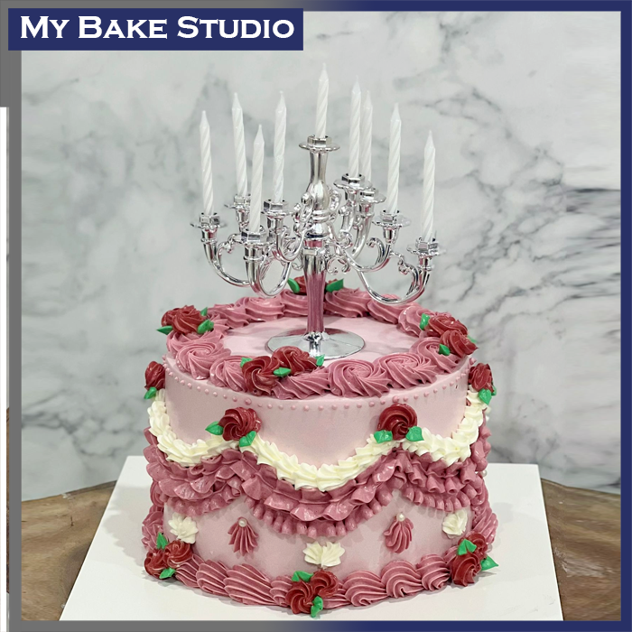 696RoyaltyCandlelightCake