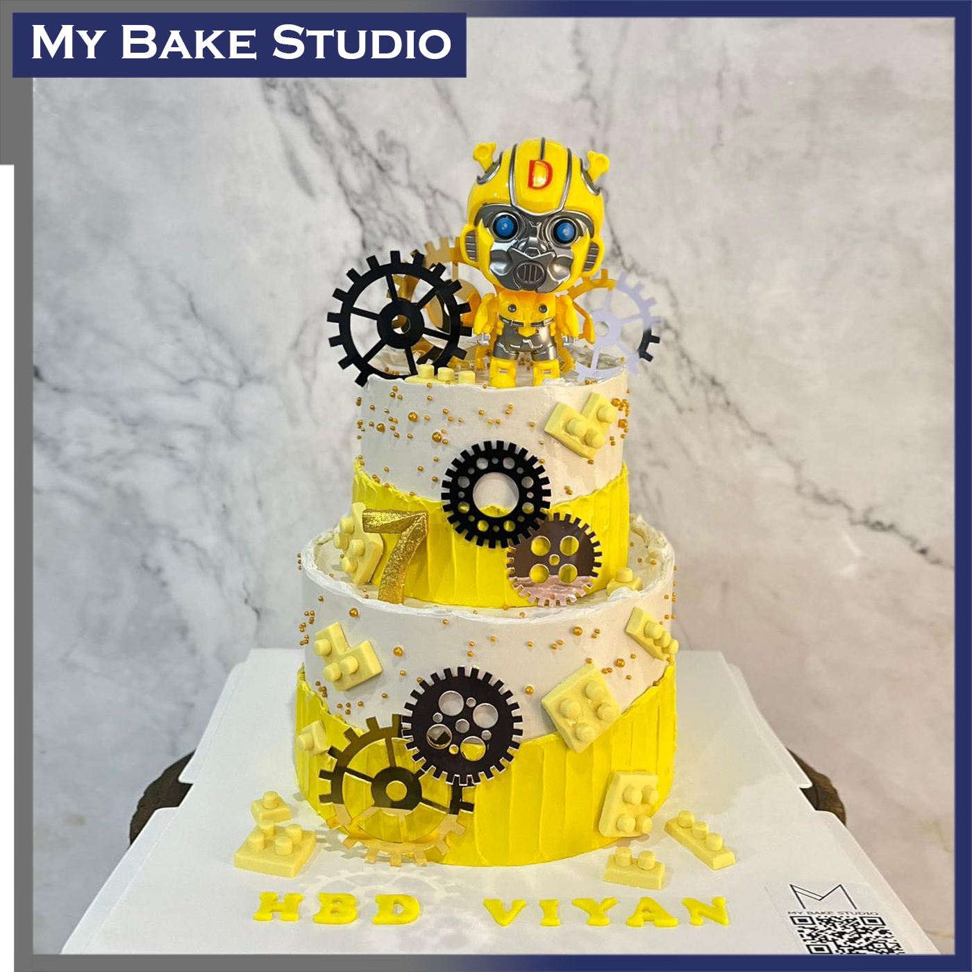 1382 Transformer Bumble Bee Cake
