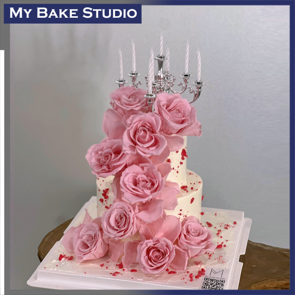Romance of the Rose Cake