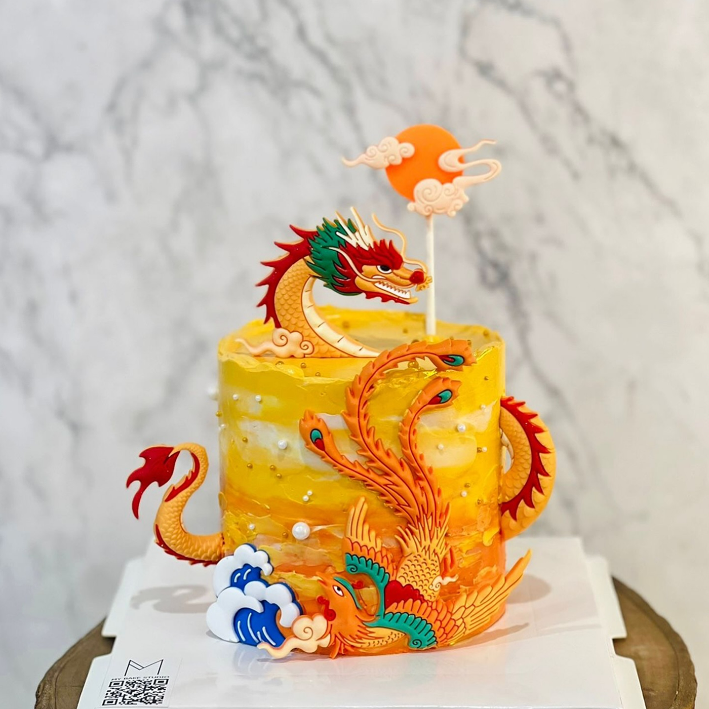 The Dragon Phoenix Cake
